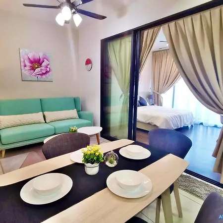 Almas Suites @ Puteri Harbour Nusajaya  Exterior photo