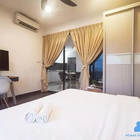 Almas Suites @ Puteri Harbour Nusajaya  Exterior photo